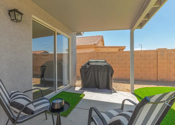 Newly Renovated Modern Cozy 3-bedroom In Az Holiday home El Mirage