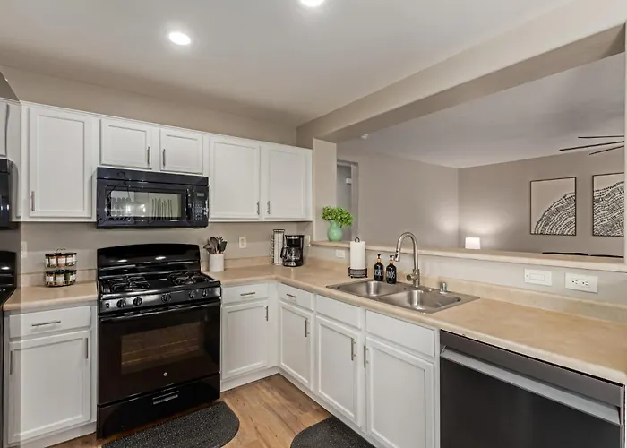 Holiday home Newly Renovated Modern Cozy 3-bedroom In Az