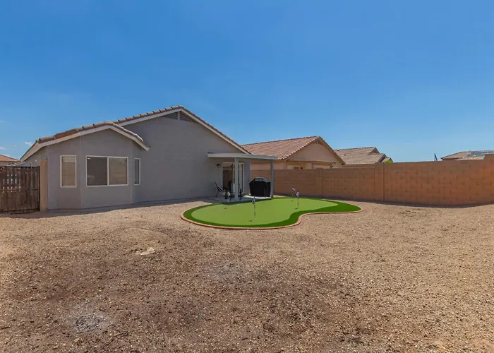 Holiday home Newly Renovated Modern Cozy 3-bedroom In Az El Mirage